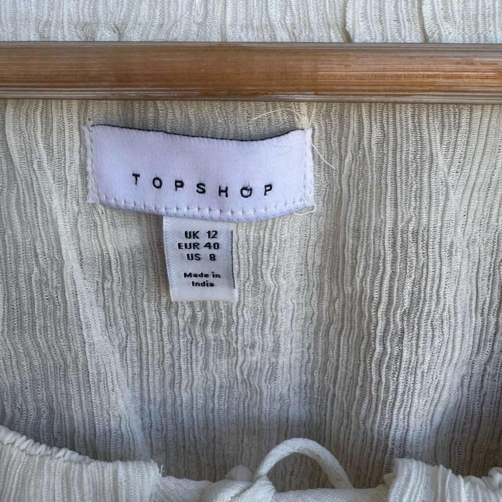 TopShop Tied Cuff Split Neck Women’s White Ruffle Blouse NWT Sz 8 Neutral - Picture 8 of 10